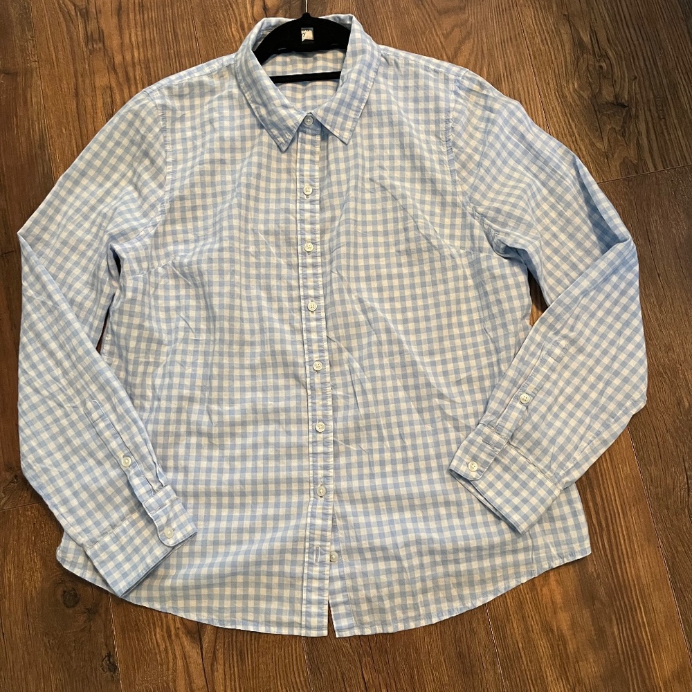 CROWN AND IVY BUTTON UP WOMENS LIGHT BLUE CHECK